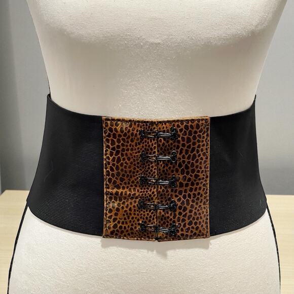 Vintage Cache 5" Wide Stretch Elastic Fashion Waist Belt Statement Hook & Eye - Picture 1 of 7